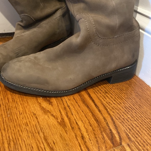 Like New Franco Sarto size 7.5 taupe/grey knee high wide calf boots. - Picture 6 of 11